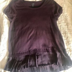 Gorgeous plum Super cute top with pleated ruffle